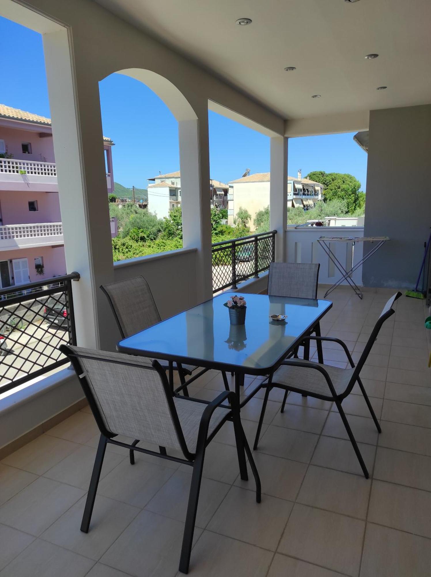 Moiras Apartments Lefkada City Phòng bức ảnh