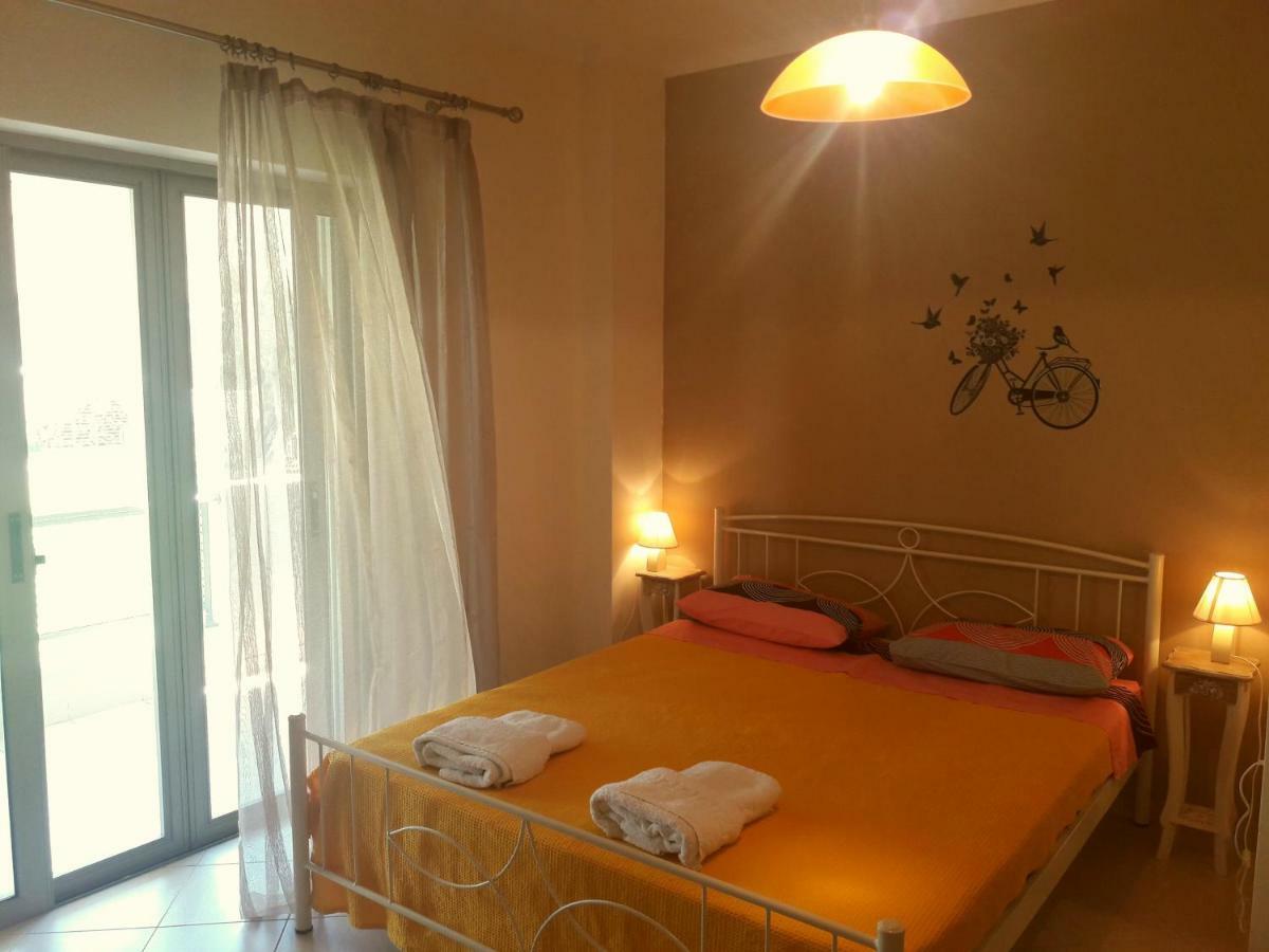 Moiras Apartments Lefkada City Ngoại thất bức ảnh